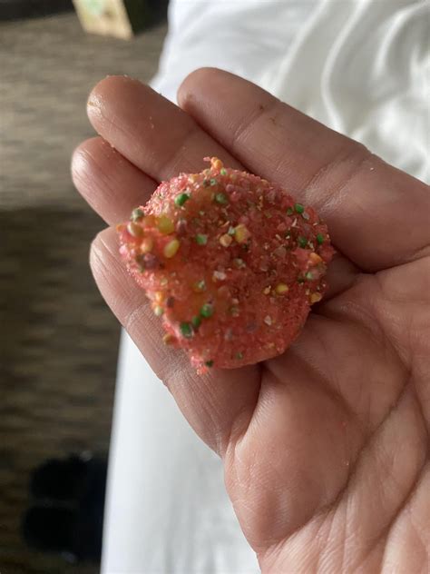 Banana covered with freeze dried nerd cluster dusts : r/stonerfood