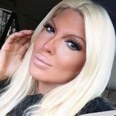 Jeлена Карлеуша 14 години по смртта на Тоше Проески: „Никој не знаеше ...