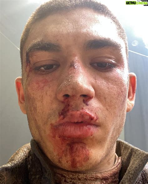 Archie Renaux Wiki, Biography, Age, Gallery, Spouse and more