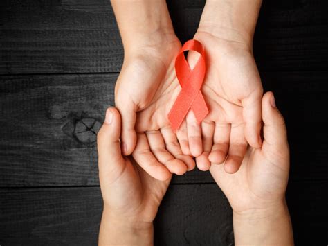 peringati hari aids sedunia yuk ketahui berbagai hal seputar hivaids