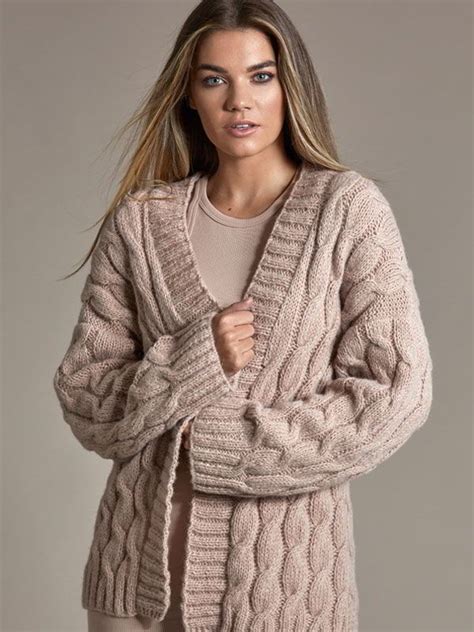 Кардиган с косами Nippy