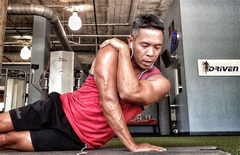 P90X - Shoulders and Arms + Ab Ripper X | Arnel Banawa