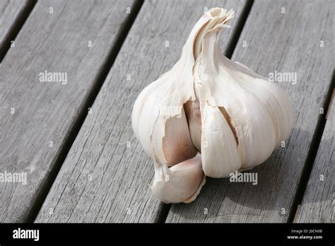 garlic clove Stock Photo - Alamy