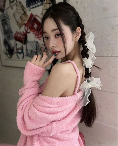 Pin by Yentl Tellings on Song Jia - old Instagram photos - @freezia ...