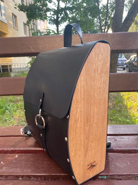 Рюкзак из кожи, вставки дерево дуба in 2024 | Leather, Leather backpack ...