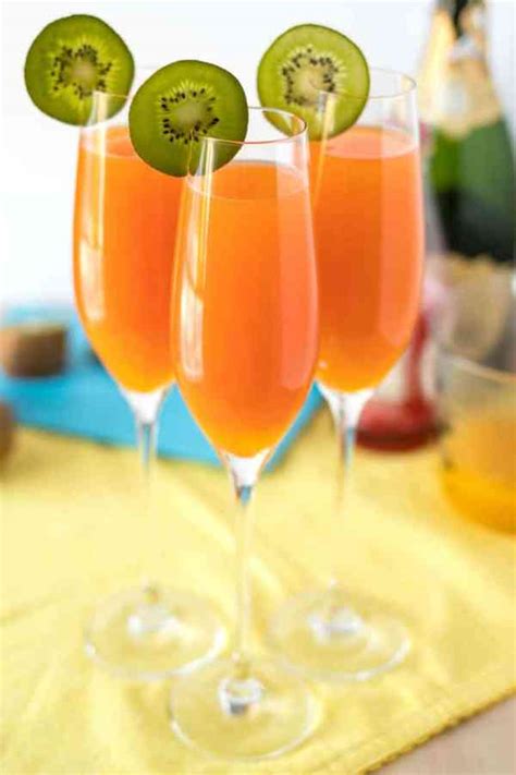 15 Best Brunch Ideas For A Crowd