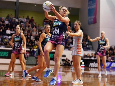 Vixens into Super Netball prelim final | Camden Haven Courier ...