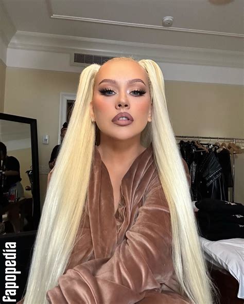 Christina Aguilera Nude Leaks - Photo #3200633 - Fapopedia