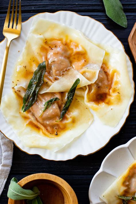 Vegan Pumpkin Wonton Ravioli - This Savory Vegan