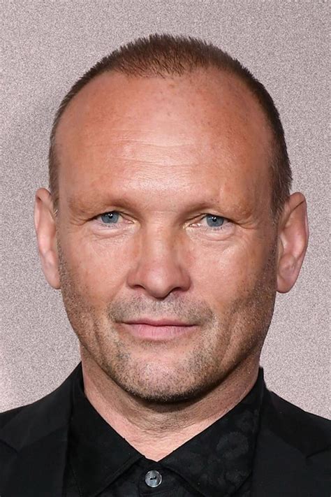 Andrew Howard - About - Entertainment.ie