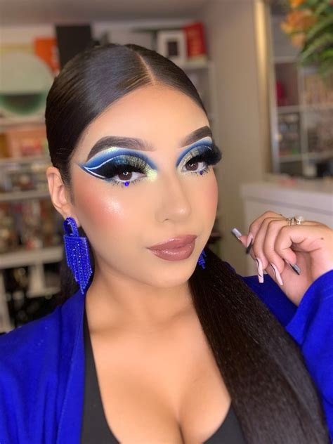 MAQUILLAJE DRAMÁTICO EN TONO AZUL REY 🫐 | MAQUILLAJE DRAMÁTICO EN TONO ...