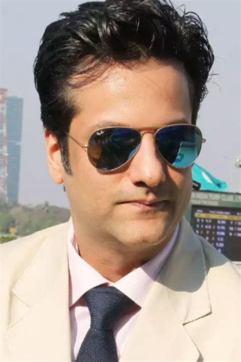 Fardeen Khan’s Bio, Age, Relationships, Latest Buzz, Photos & Videos