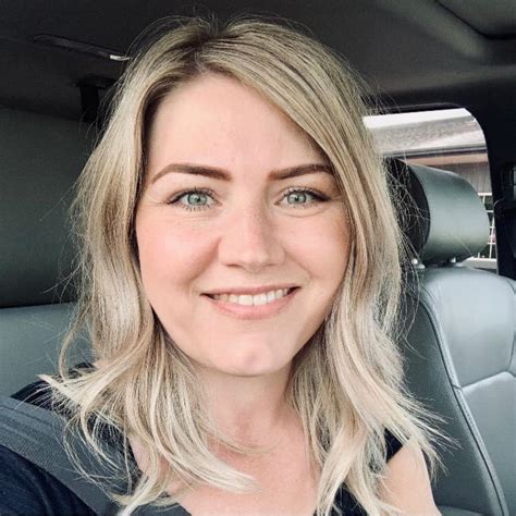 Nicole Gamble, Independent LimeLife Beauty Guide | Winnipeg MB