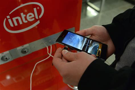 Эксперты сообщили о критической уязвимости в процессорах Intel