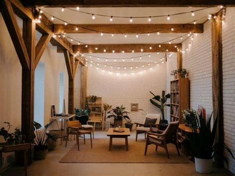 cozy decor ideas   warm  inviting living room