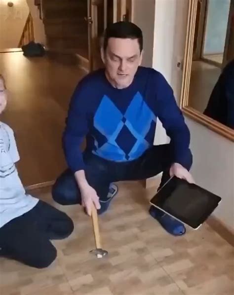Russian freak-out: "Here's our response to American sanctions! We don't ...