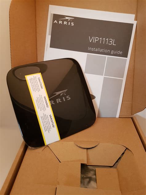 Se produkter som liknar Arris VIP1113L Digitalbox på Tradera (578424494)