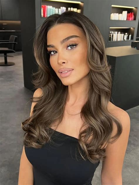 How to maintain chocolate brown hair and highlights without fading 27