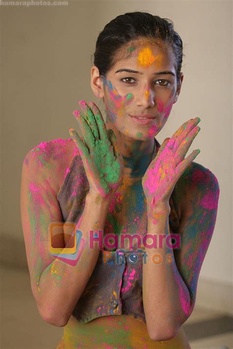 Poonam Pandey Holi shoot / Poonam Pandey - Bollywood Photos