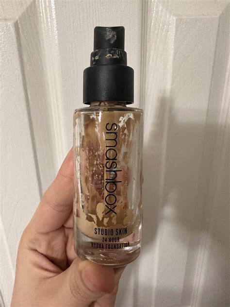 After 2 years… Smashbox Studio Skin foundation bottle is empty. : r/PanPorn