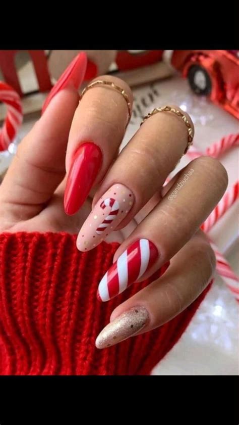 новогодние ногти💅 | Jel tırnaklar, Jel tirnak, Oje