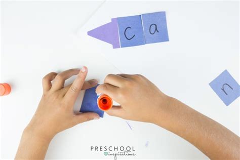 Simple Name Craft for Preschoolers - Preschool Inspirations