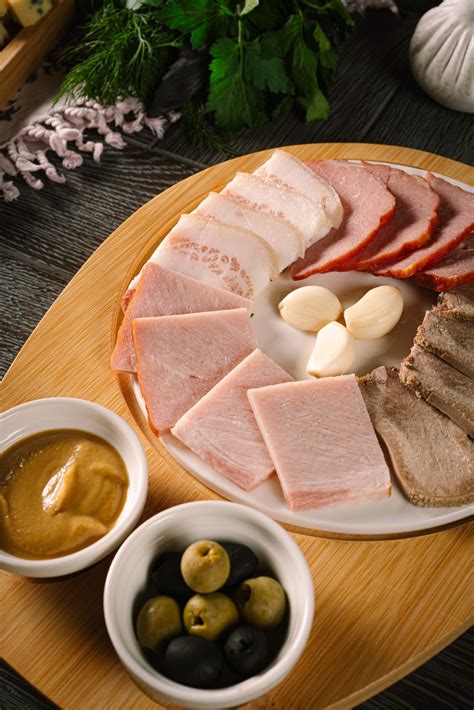 МЯСНЫЕ ДЕЛИКАТЕСЫ – Генацвале магазин