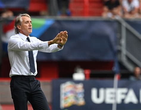 Roberto Mancini resigns as Italy's soccer coach after disappointing tenure