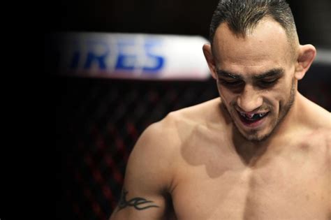 Джон МакКарти: "UFC может уволить Фергюсона после поражения Оливейре ...