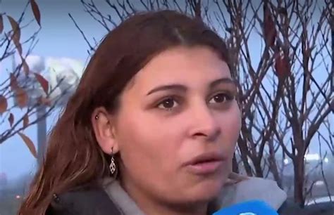 Жена за видеото с дете на кон из София: Това e кобилата Роксана ...