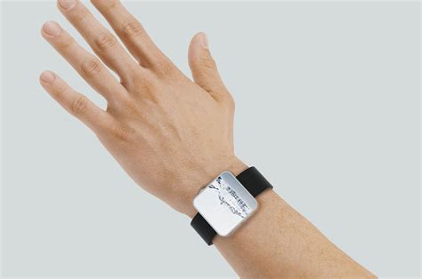 Nothing Watch (1) could be the smartwatch with the most style ever ...