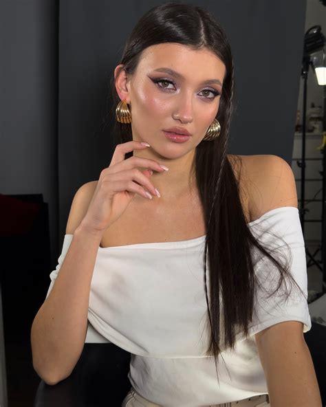ВИЗАЖИСТ МАКИЯЖ ГОМЕЛЬ (@kuzmenkova_makeup) • Instagram photos and videos