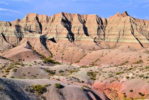 geological history  badlands south dakota encircle