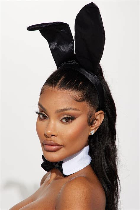 Playboy Bunny 7 Piece Accessory Starter Set - Black | Fashion Nova