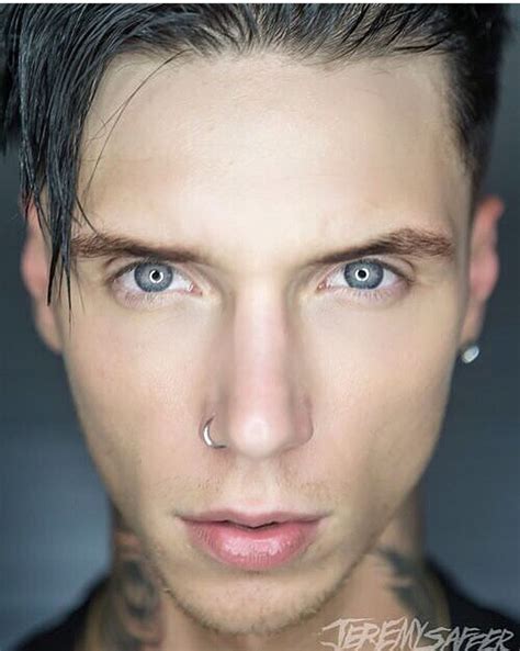 Recent post on @ andyblack IG His eyes omg 😍😍 ️ ️ | Andy black, Black
