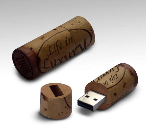35 Creative USB Drive Designs - blueblots.com