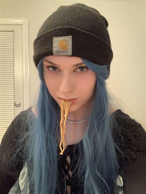 POV you take me out for noodles : r/femboy