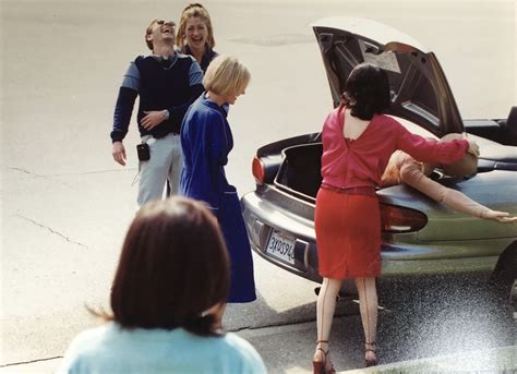Rebecca Gayheart, Darren Stein, Rose McGowan and Julie Benz on the set