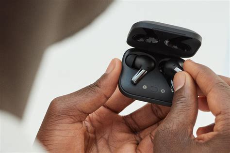 Наушники OnePlus Buds Pro поступили в продажу в Европе