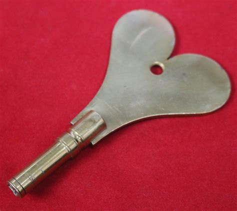 antique english fusee bracket clock key heart shaped fusee dial clock