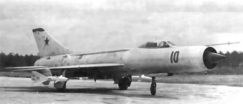 Су-11 истребитель-перехватчик