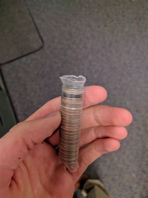 I work in a bank. This roll of dimes that came from the reserve had a ...