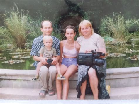 📸 Зібрали дитячі фото Мудрика від його тата. Раніше ви їх не бачили ...