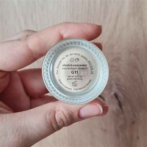 Консилер на каждый день: Glossier Stretch Concealer в оттенке G11 ...