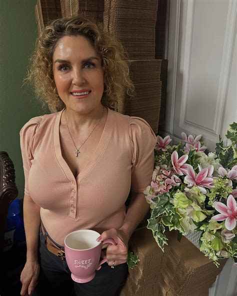 Casey Nezhoda | Happy New Year Everyone! 2025 is here! May God Bless