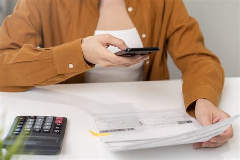 Cresol dá dicas de como se organizar para evitar apertos financeiros