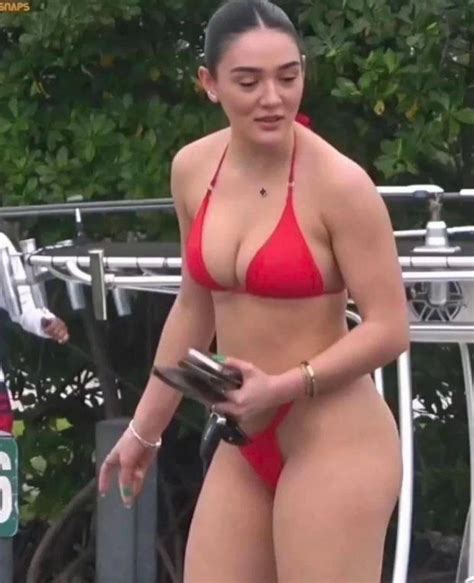 Hottest Female Athletes - The sexy, gorgeous, sultry hot ladies of sports!