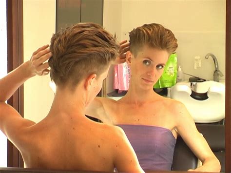 HCV53 - Ladies-Haircut: Die Makeover-Seite!