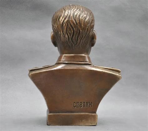 " Сталина, Статуя, Бюст