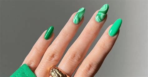Самые модные цвета маникюра на лето 2022 💅 | theGirl